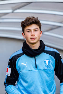 Malmö FFs Felix Konstandeliasz före fotbollsmatchen i