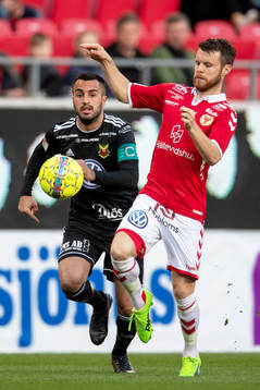 Kalmars Måns Söderqvist och Östersunds Brwa Nouri