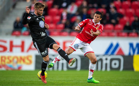 Kalmars Romário Pereira Sipião och Östersunds Dennis