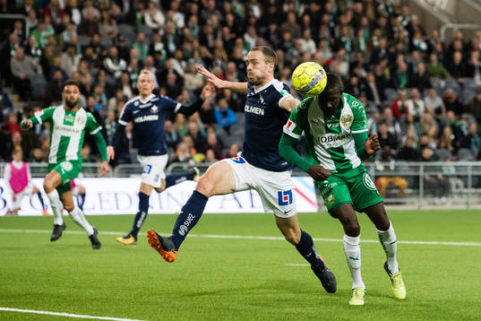 Hammarbys Pa Amat Dibba utmanar Norrköpings Jón Gudni