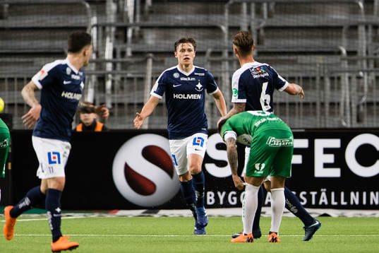 Norrköpings Simon Thern jublar