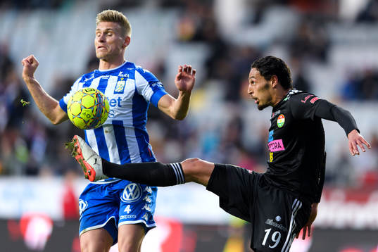 IFK Göteborgs Carl Starfelt och Dalkurds Younes Bnou