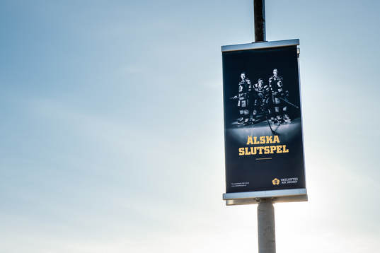 Reklam på lyktstolpe