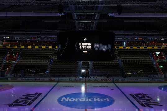 Vy från läktarplats inne i Skellefteå Kraft Arena före