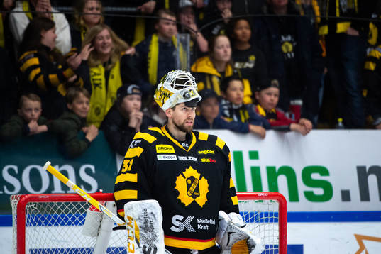 Skellefteås målvakt Joni Ortio deppar