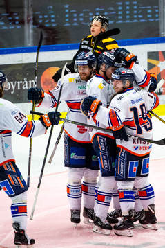 Växjös spelare jublar