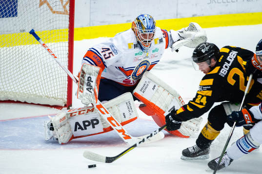 Växjös målvakt Viktor Andrén