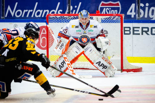 Växjös målvakt Viktor Andrén