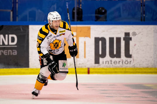 Skellefteås Oscar Möller jublar
