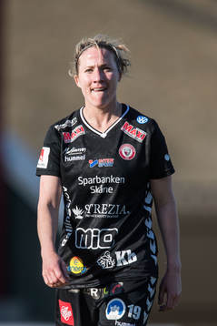 Kristianstads Becky Edwards deppar