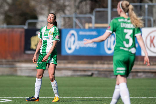 Hammarbys Madeleine Tegström deppar