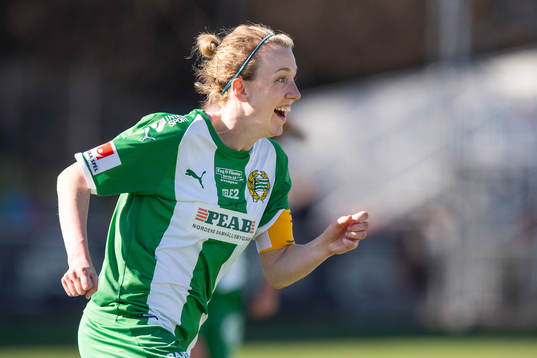 Hammarbys Olga Ekblom jublar