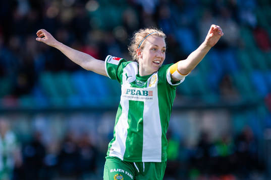 Hammarbys Olga Ekblom jublar