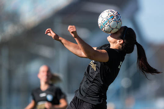 Göteborgs Taylor Leach nickar