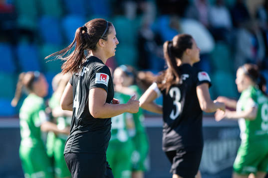Göteborgs Taylor Leach deppar
