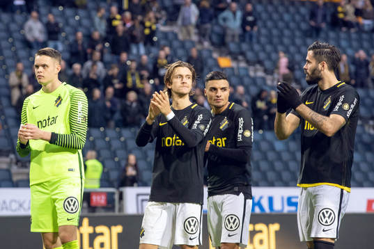 s målvakt Oscar Linnér, Kristoffer Olsson, Ahmed Yasin