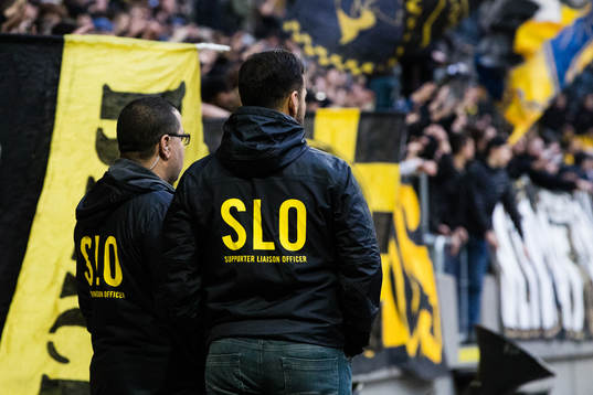 Två stycken SLO tillhörande AIK