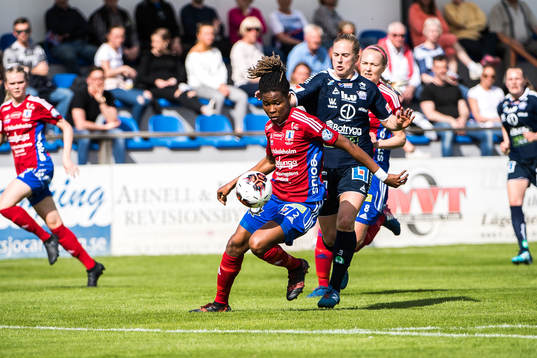 Vittsjös Osinachi Marvis Ohale  och Linköpings Natasha