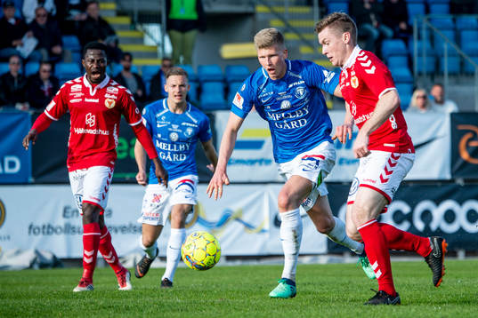 Trelleborgs Ottar Magnus Karlsson mot Kalmars Viktor