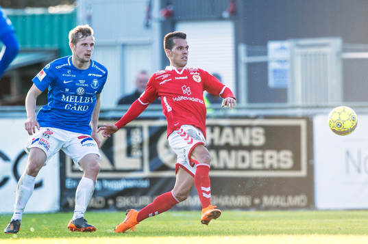 Trelleborgs Erik Andersson mot Kalmars Hiago Ramiro