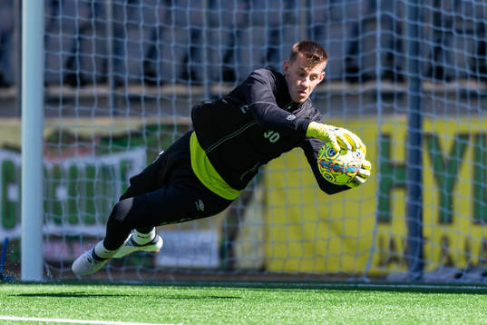 målvakt David Olsson