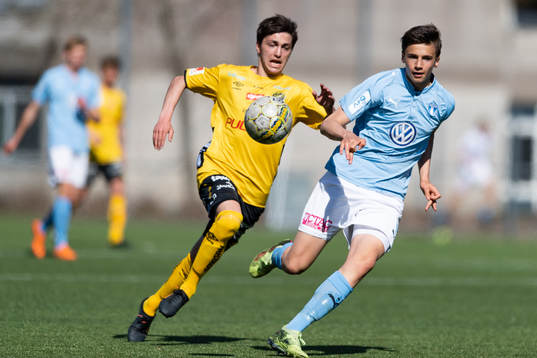 Malmö FF’s Noah Eile och Elfsborgs Arbnor Shabani