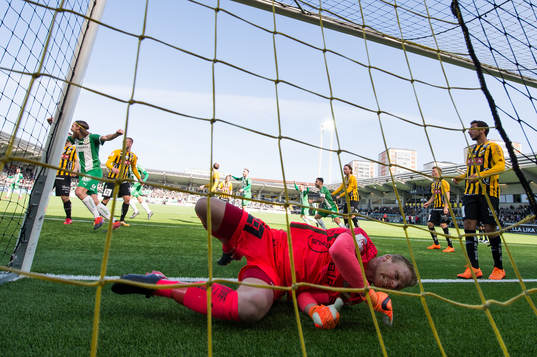 Häckens Peter Abrahamsson deppar