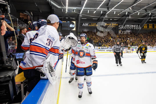 Växjös Janne Pesonen jublar