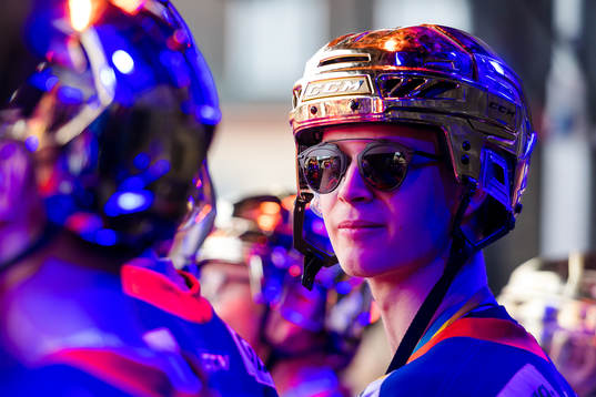 Växjös Elias Pettersson när Växjö firar SM-guldet på