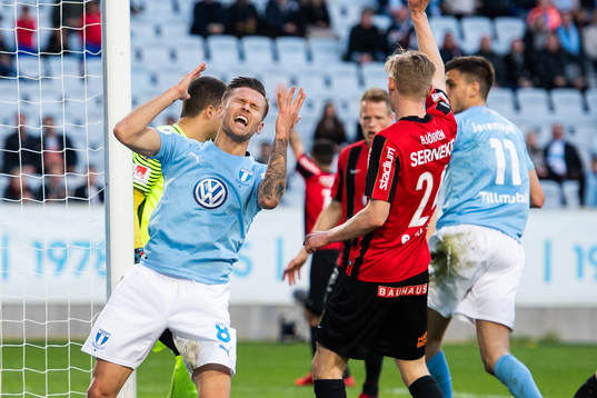 Malmö FFs Arnór Ingvi Traustason deppar