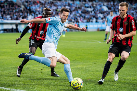 Malmö FFs Markus Rosenberg mot Brommapojkarnas David