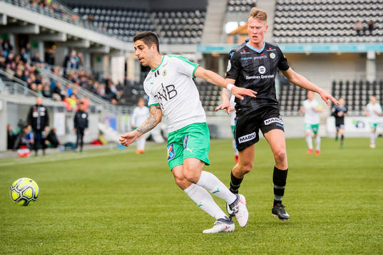 Rubén Alegre Guerra of HamKam and Kent Håvard Eriksen of