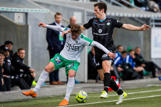 Simen Bolkan Nordli of HamKam and Daniel Edvardsen of