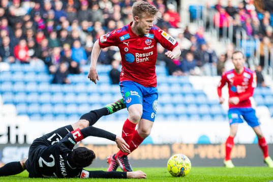Helsingborgs Andreas Landgren mot AFC Eskilstunas Anel