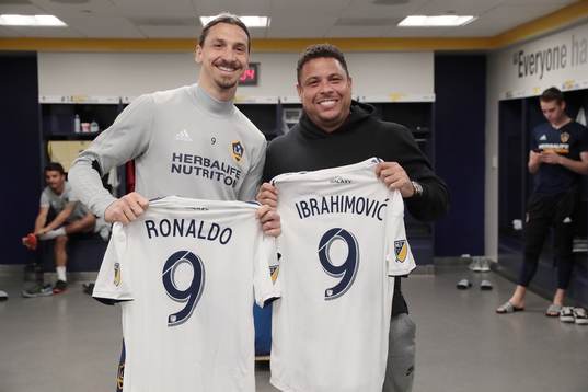 I denna handoutbild från LA Galaxy ses Zlatan Ibrahimovic