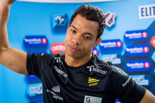 Goalkeeper Benjamin Boujar of Start