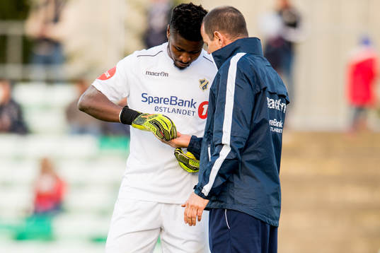 Goalkeeper Mandé Sayouba of Stabæk takes a pill