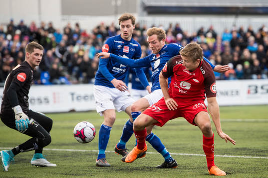 Goalkeeper Even Barli of Ranheim and Steffen Lie Skålevik