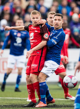 Taijo Teniste of Brann and Mads Reginiussen of Ranheim