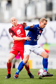 Kristoffer Barmen of Brann and Øyvind Storflor of Ranheim