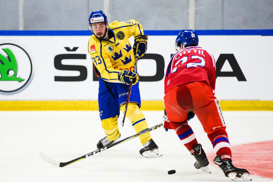 Sveriges Mika Zibanejad med ett skott