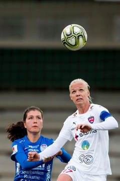Eskilstunas Loreta Kullashi och Rosengårds Caroline Seger