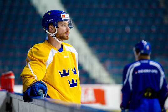Adam Larsson
