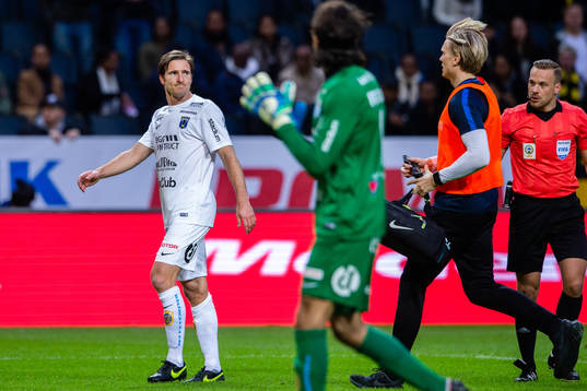 Sirius Jesper Arvidsson lämnar planen