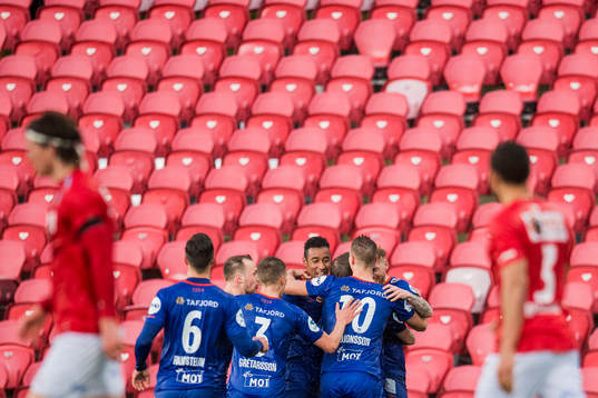 Sonni Nattestad of Aalesund celebrates with teammates