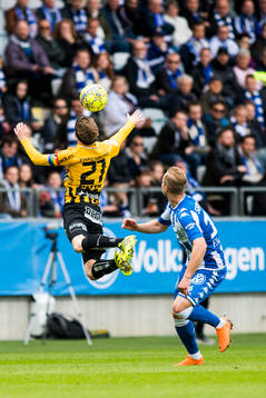 Häckens Rasmus Lindgren och IFK Göteborgs Gustav Engvall