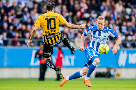 Häckens Paulinho och IFK Göteborgs Gustav Engvall
