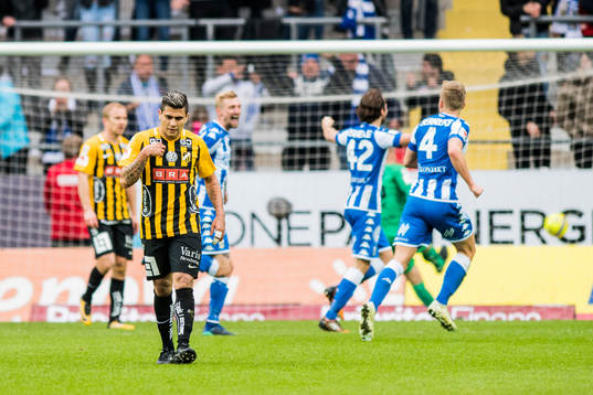 Häckens Paulinho deppar