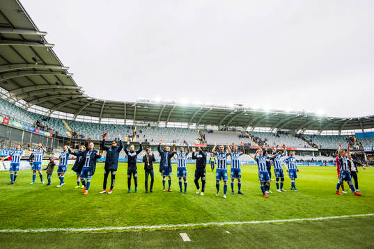 IFK Göteborgs spelare jublar
