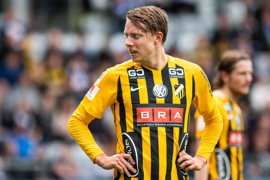 Häckens Viktor Lundberg deppar